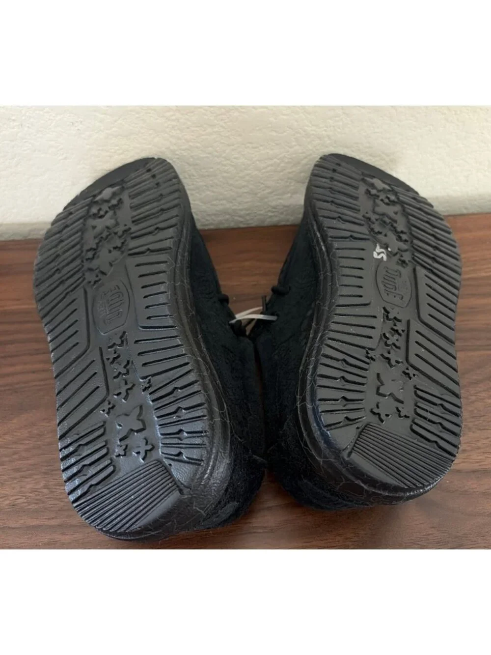 Hey Dude X Jelly Roll Wally Size 6 New Beautifully Broken